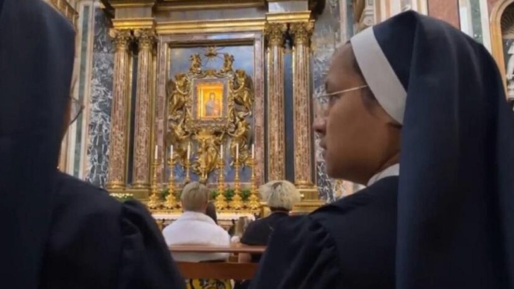 رحلة عبر التاريخ والقداسة.. ماذا نعرف عن كنيسة سانتا ماريا ماجوري مكان دفن الباب فرنسيس؟