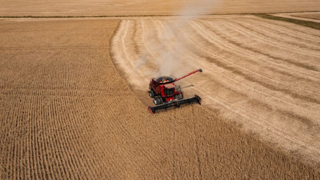 بروكسل ترد على واشنطن: رسوم جديدة على اليخوت والقهوة وعصير البرتقال واستثناء “ويسكي بوربون”