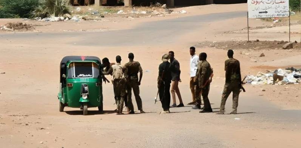 الجيش السوداني يتقدم في أم درمان ويسيطر على معسكر النسور