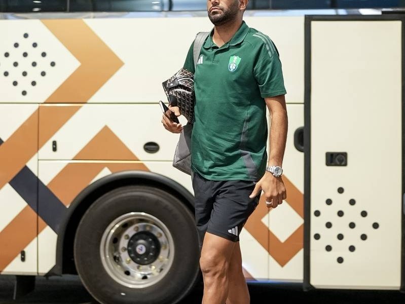 الأهلي ضيف ثقيل على الرائد