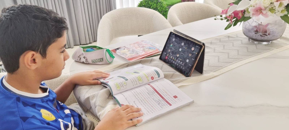 الشرقية: موجة غبار وإنذار أحمر وتعليق للدراسة