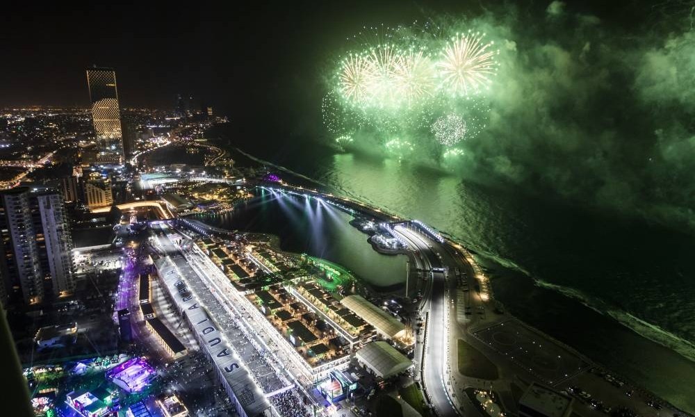 على أرض المملكة.. يتجسّد تحدي الأبطال في بطولة سباق «فورمولا1»