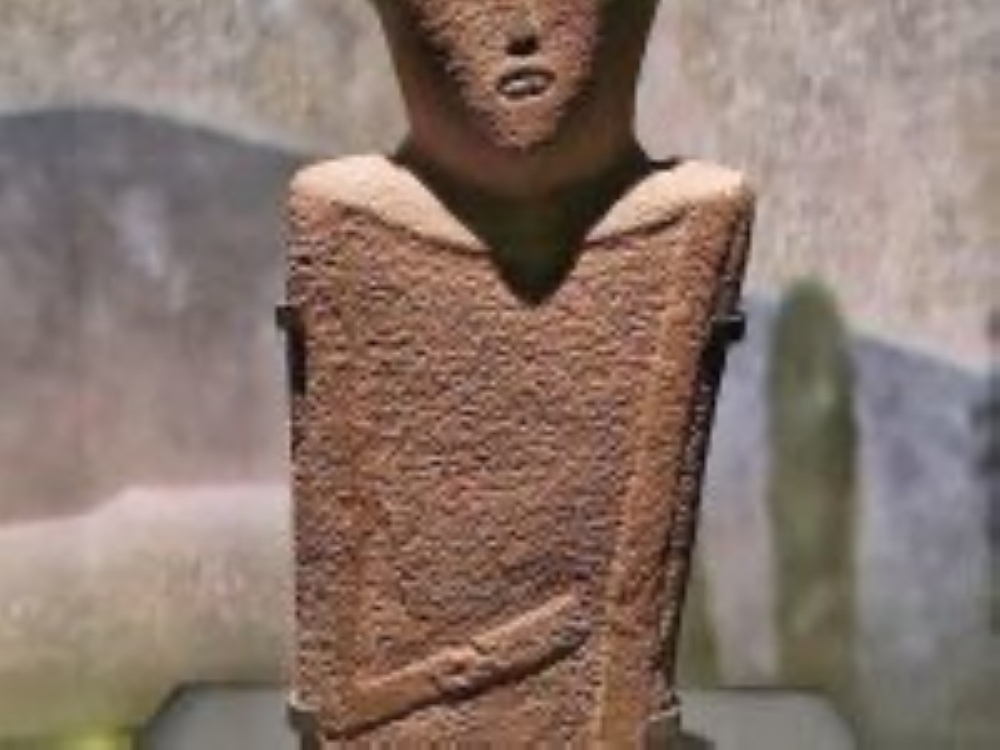 مَن هو الرجل الذي أبكى الحجر في حائل؟