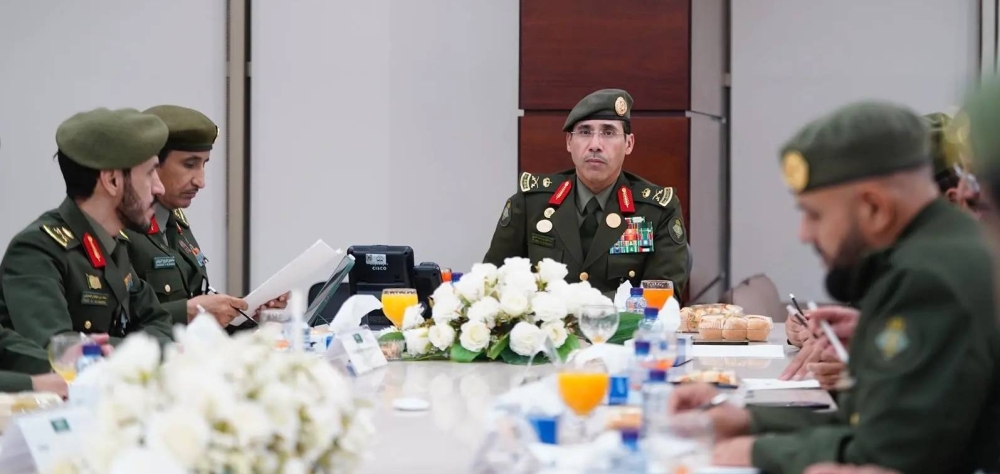 المربع يرأس اجتماع مركز الوثائق والمحفوظات بالجوازات