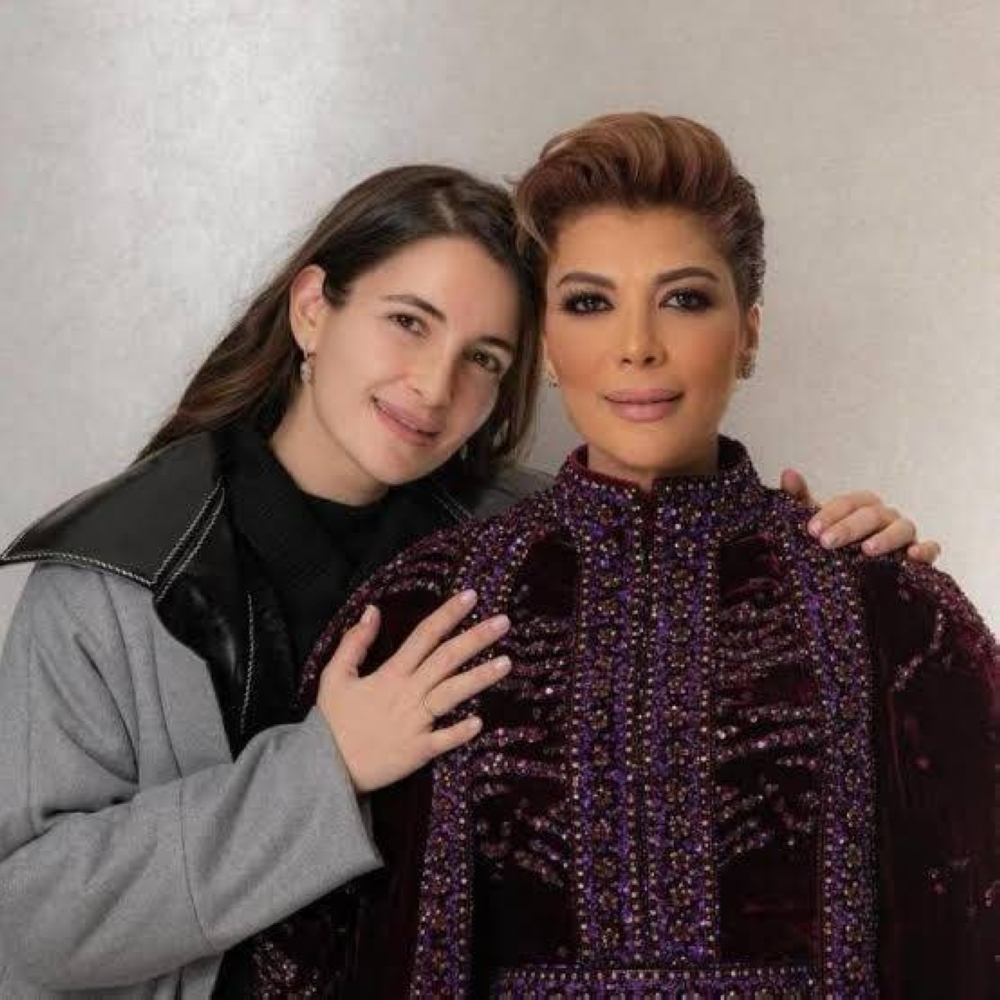 أصالة تدافع عن ابنتها شام بعد غلق عيادتها التجميلية في مصر