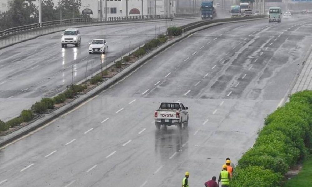 «الأرصاد»: أمطار رعدية على 6 مناطق