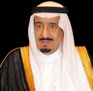 منح ميدالية الاستحقاق من الدرجة الثالثة لـ 115 مقيماً لتبرعهم بالدم 10 مرات
