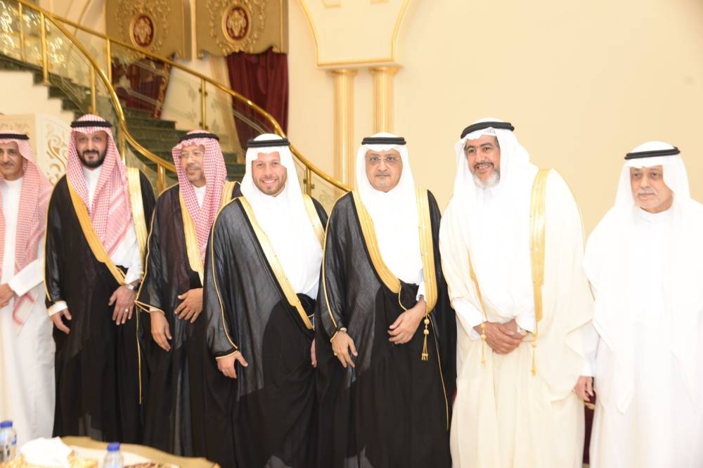 الغامدي يحتفل بعقد قران سارا وأحمد