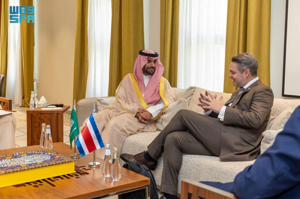 وزير الثقافة يبحث التعاون مع كوستاريكا