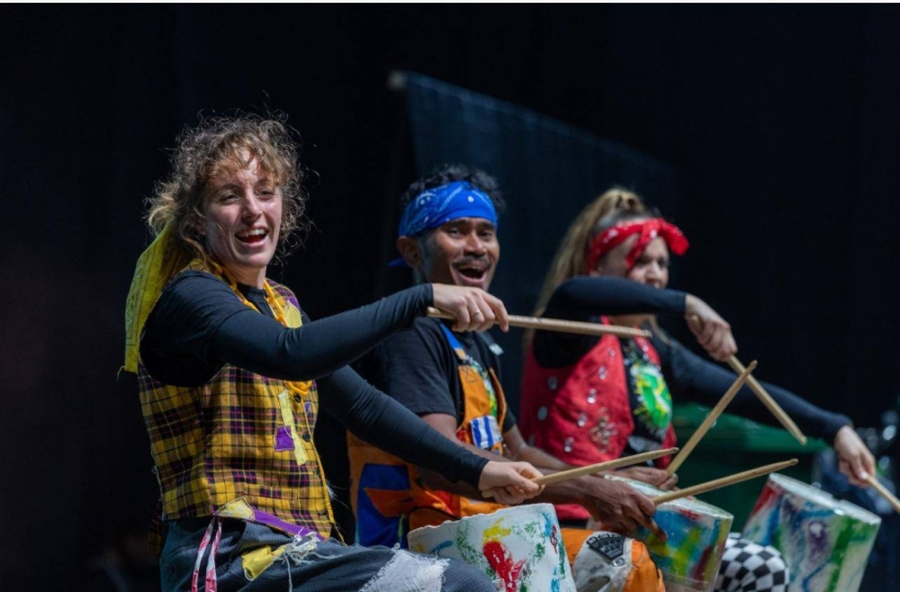 «جانكلانديا».. عرض مسرحي يجمع الفن والمرح والتوعية على مسرح «الشارقة القرائي للطفل»