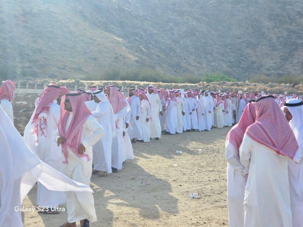 البحيري يتلقى التعازي في وفاة والده