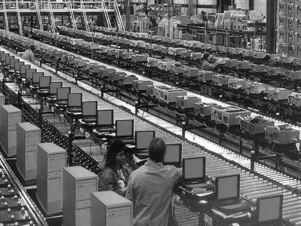 كمبيوترات أمريكا… تصنع في KSA