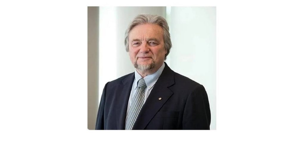 وزارة الثقافة تُعلن تعيين دوغلاس غوتييه رئيسًا تنفيذيًا للمجمع الملكي للفنون بحديقة الملك سلمان