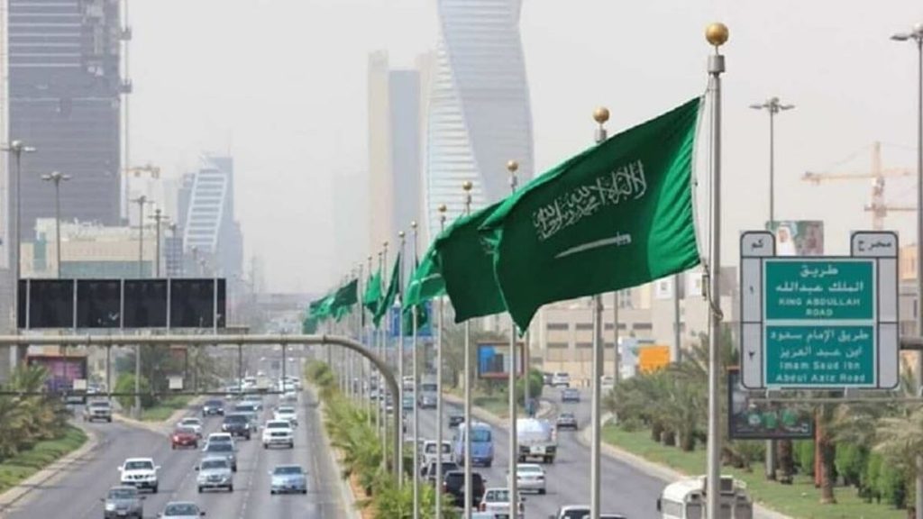 درجة الحرارة تصل لـ38.. توقعات حالة الطقس اليوم الأربعاء 18-10-1446 في المملكة