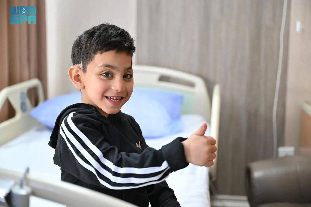الفريق الطبي التطوعي لمركز الملك سلمان للإغاثة يُجري 40 عملية لزراعة القوقعة للأطفال الفلسطينيين بالأردن