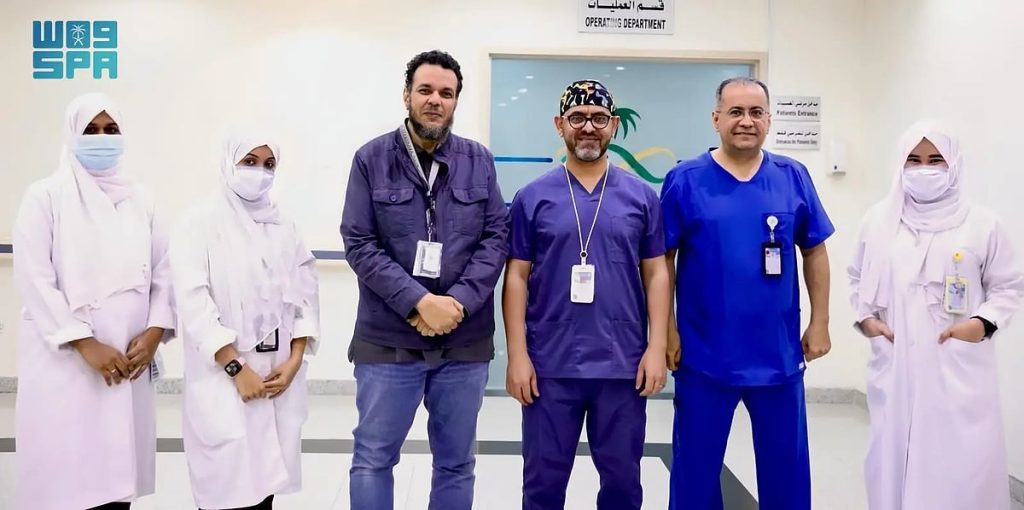 إنقاذ حياة مقيم يمني بعد إزالة ورم بالقنوات المرارية في مستشفى الملك عبدالعزيز بمكة