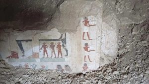 مصر تُعلن عن اكتشاف ثلاث مقابر أثرية في الأقصر