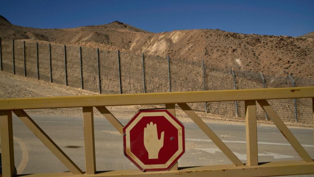 الجيش الإسرائيلي يعلن إحباط عملية تهريب أسلحة من مصر