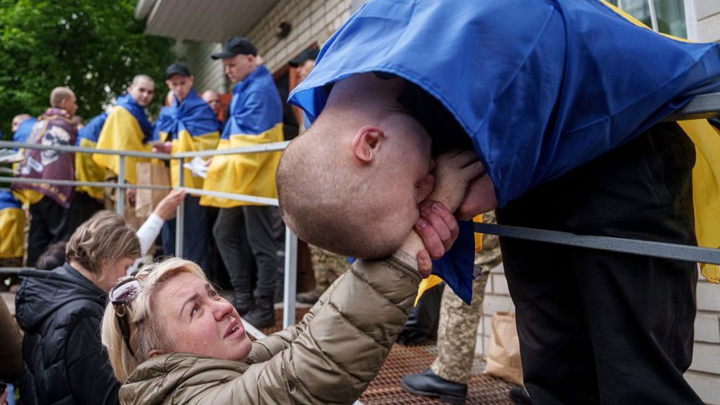 روسيا تعرض على أسرى الحرب الأوكرانيين الانضمام إلى قواتها “ليحتلوا أوروبا معا”