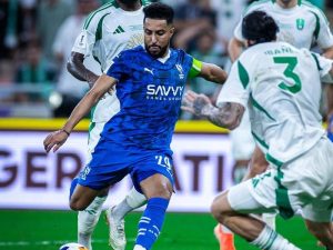الهلاليون بغضب: فكونا من «المتغطرس»