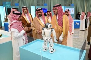 محافظ جدة يفتتح المؤتمر الدولي للذكاء الاصطناعي وإنترنت الأشياء