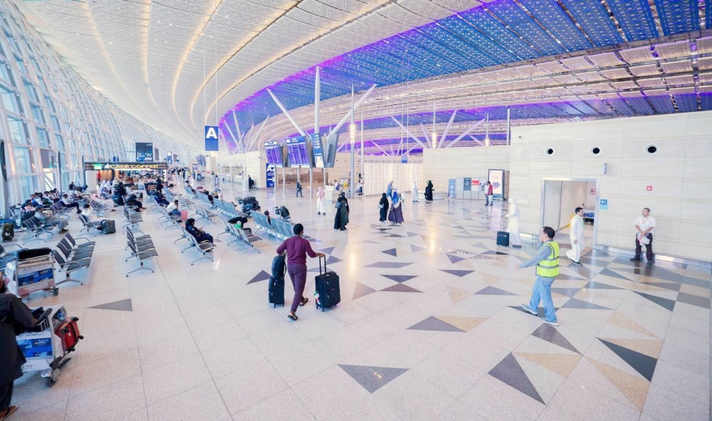 مطار الملك سلمان الأكبر عالمياً وبوابة الحجاج تستقبلهم بالرقمنة.. وتهوية طبيعية في «البحر الأحمر»