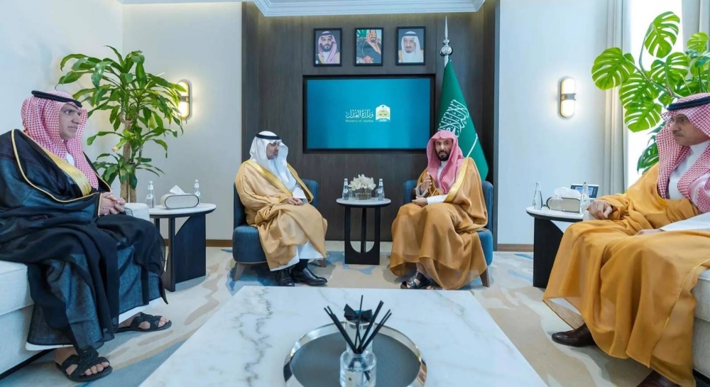 وزيرا العدل والصحة يبحثان إمكانية تطوير الأعمال المشتركة وتعزيز التكامل المؤسسي