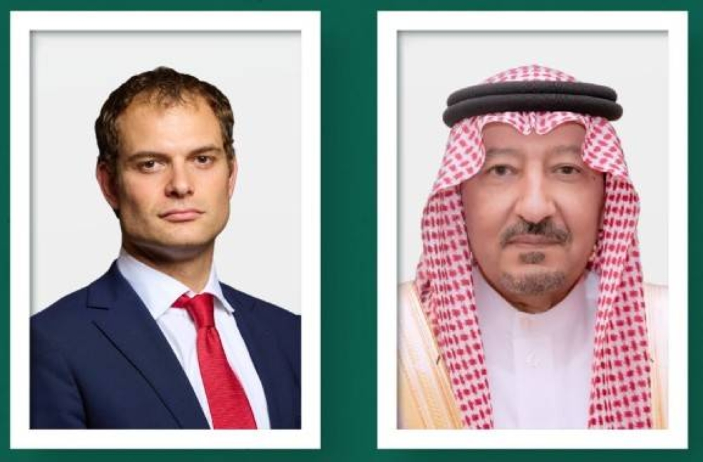 الخريجي يتلقى اتصالًا هاتفيًا من وزير الدولة البريطاني لشؤون الشرق الأوسط وشمال أفريقيا