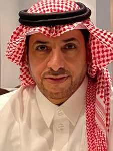 القحطاني لـ”عكاظ”: زيارة ترمب تعزز قيادة السعودية للتوازنات الإقليمية