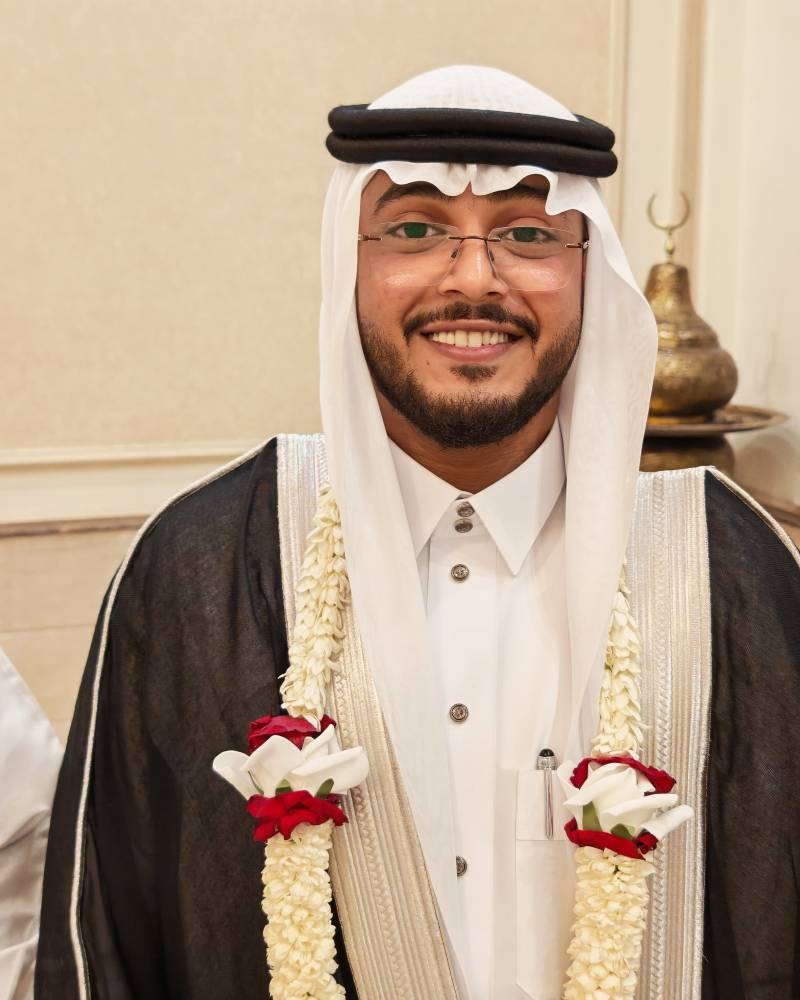 عبدالكريم بن زيد.