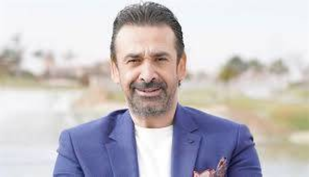 «الباشا» تُعيد كريم عبدالعزيز إلى جدة