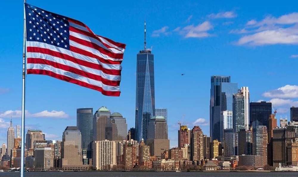 «موديز» تخفض تصنيف أمريكا الائتماني من AAA إلى AA1