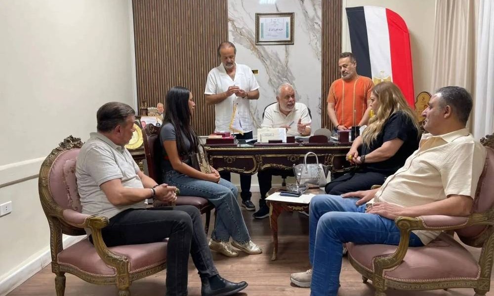 بعد أول جلسة تحقيق.. آية سماحة تعتذر لمشيرة إسماعيل