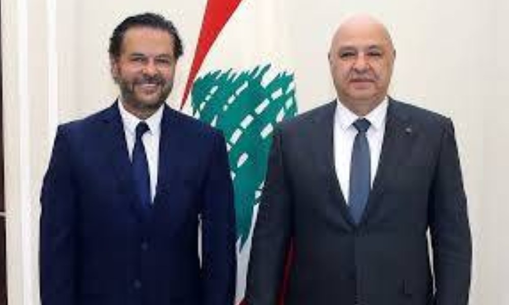 استقبله الرئيس اللبناني.. راغب علامة: نأمل عودة لبنان منارةً للشرق