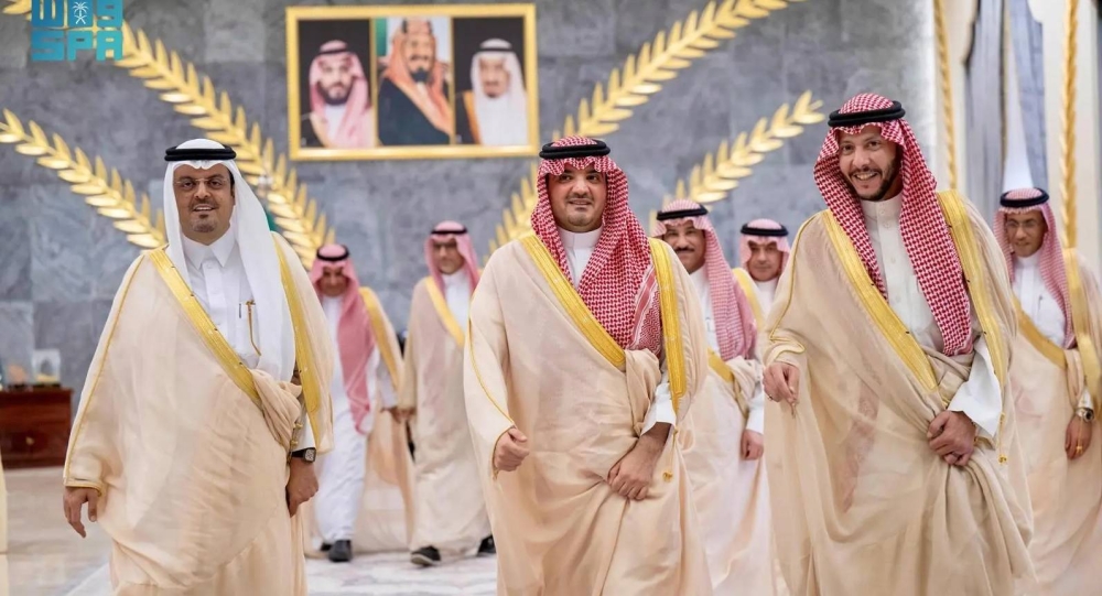 وزير الداخلية يلتقي محافظ الطائف ويطّلع على أبرز المبادرات التنموية التي يتم تنفيذها