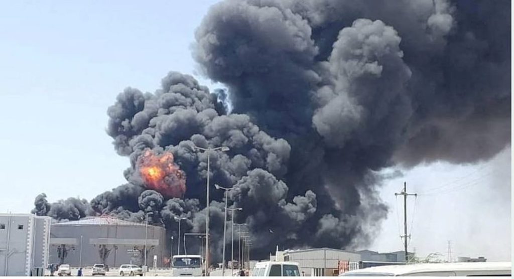 هجوم جديد بالمسيرات يستهدف ميناء ومطار بورتسودان السوداني وتعليق الرحلات الجوية