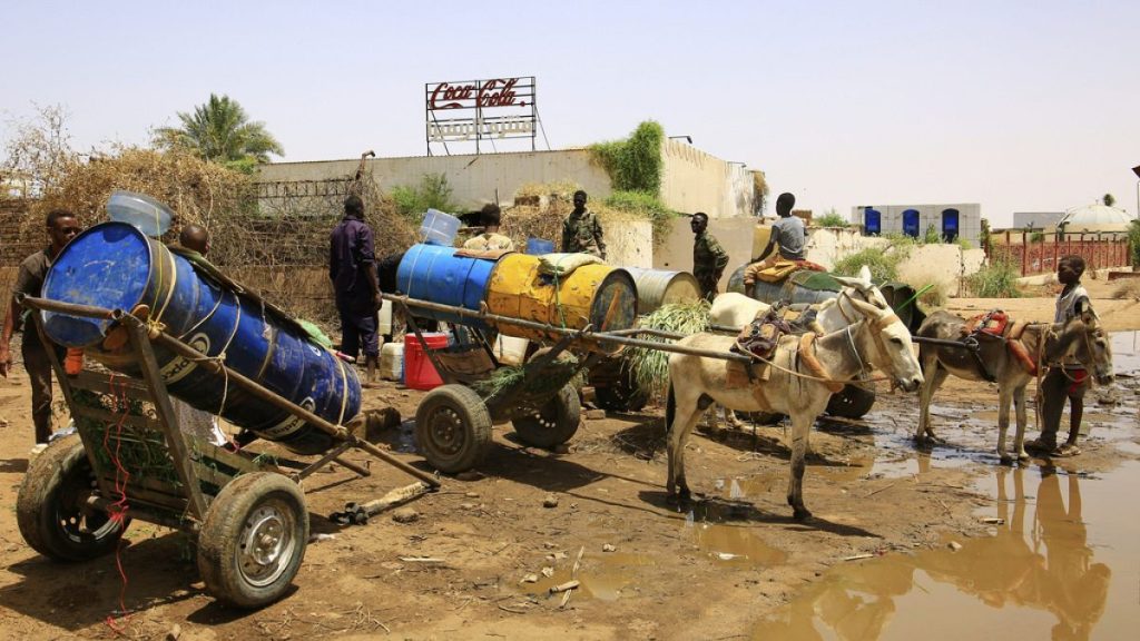 “الكوليرا في زمن الحرب”.. ألف حالة يوميا بالخرطوم وتحذيراتٌ من كارثة محقّقة