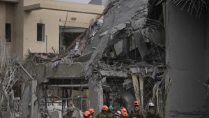 مباشر – اليوم الـ11 من المواجهة: واشنطن مستعدّة لمحادثات مع طهران وإسرائيل تخشى “حرب إستنزاف”