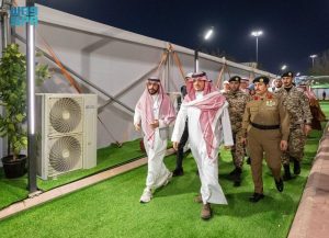 وزير الداخلية لمطوفي الحجاج: التزموا بأوقات التفويج خلال التصعيد لعرفات