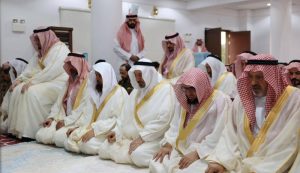 أمير نجران يؤدي صلاة عيد الأضحى