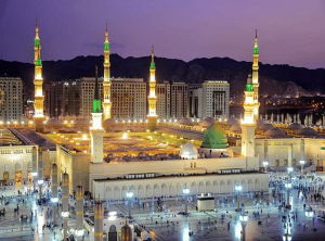 وزارة الحج تحث زائري المدينة المنورة على استكشاف مسارها