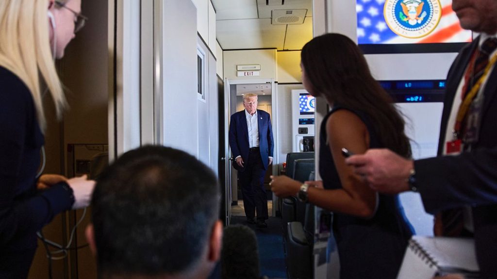 “ميلانيا تأثرت”.. ترامب عن نقل سكان غزة ومراكز توزيع الطعام وعن المهلة المعطاة لبوتين