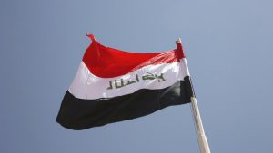 ” سمحنا لشخص مثلك أن يكلّمنا”.. محافظ البصرة يثير الجدل برده على سؤال مواطن عراقي