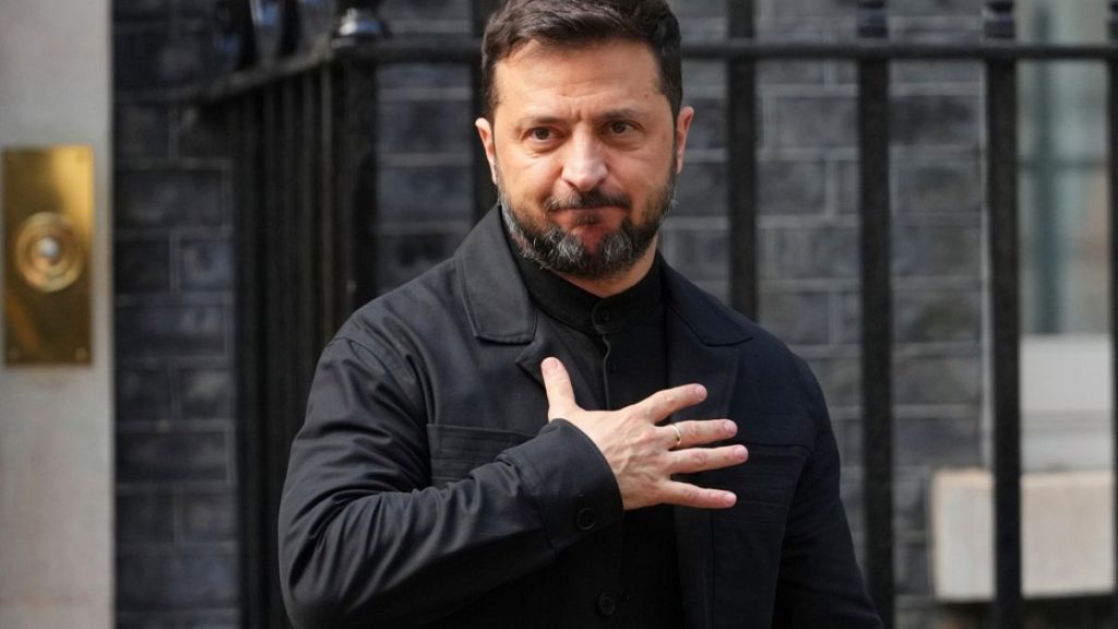 ترامب يعلن استئناف دعم أوكرانيا بالأسلحة بعد أيام من وقف البنتاغون عمليات التسليم