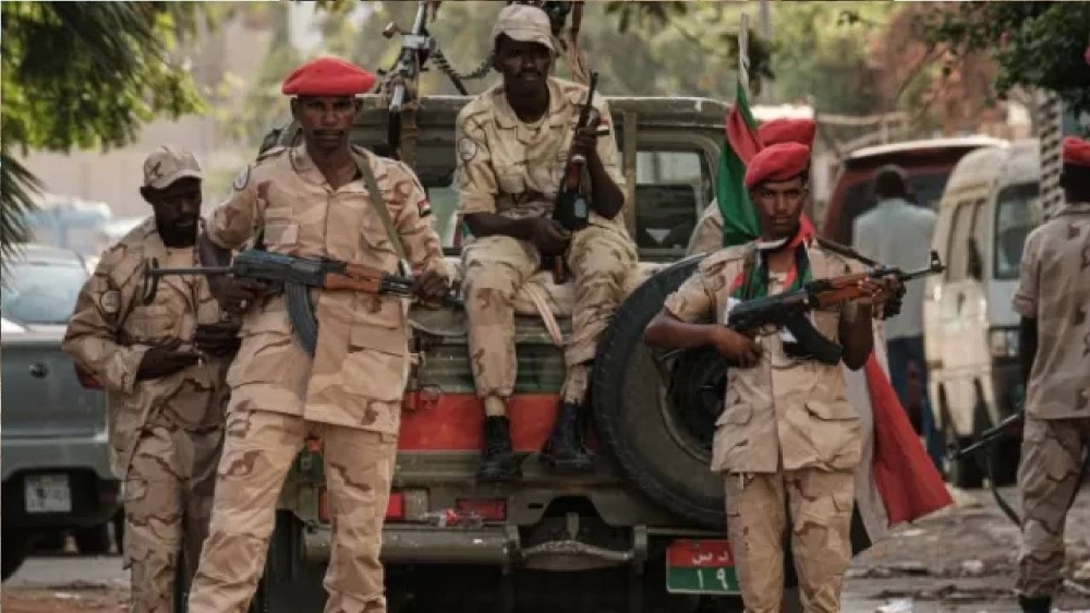 عقوبات أوروبية على سودانيين وبنك لدعمهم “الدعم السريع”