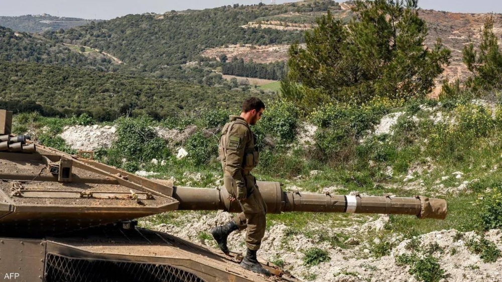 إسرائيل تعلن استهداف مقرات لـ«حزب الله» جنوب لبنان