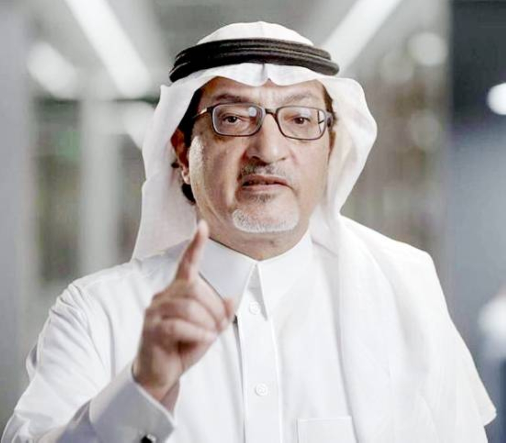 جمعية الأدب المهنية تقاوم الانتقادات بإثبات الذات