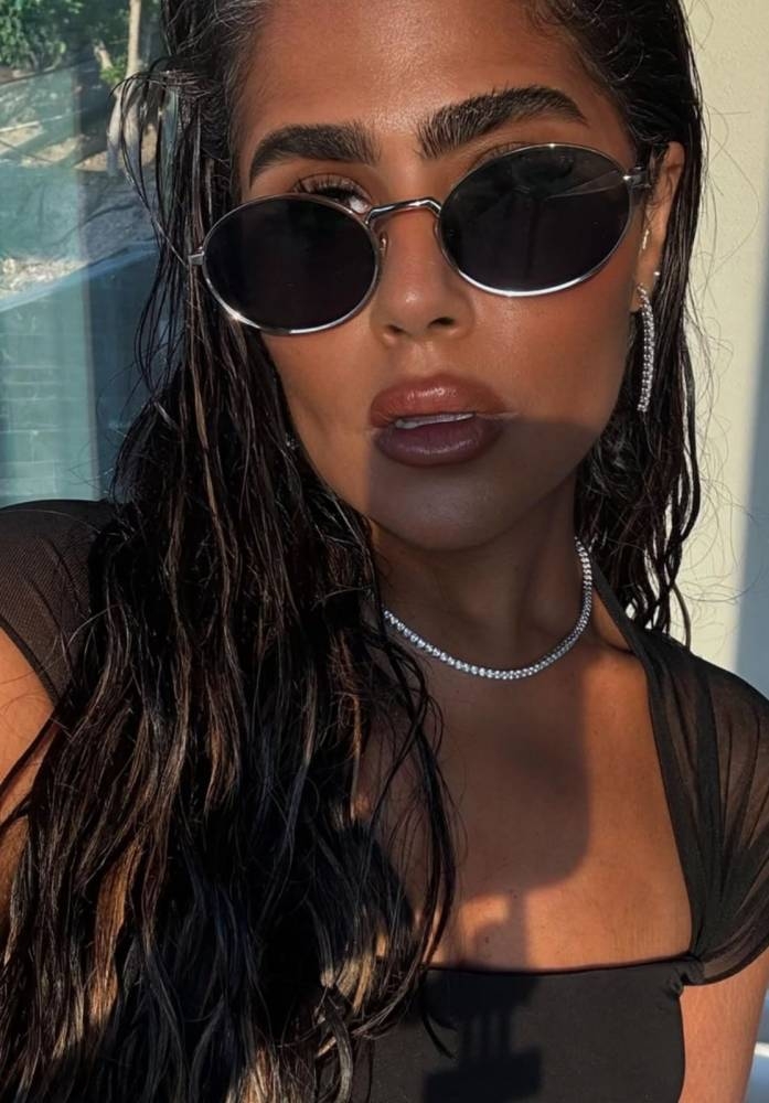 تيم الفلاسي تثير الجدل بـ«الغامق»