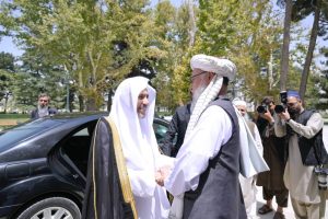 نائب رئيس الوزراء الأفغاني يقيم مأدبة غداء احتفاءً بالعيسى