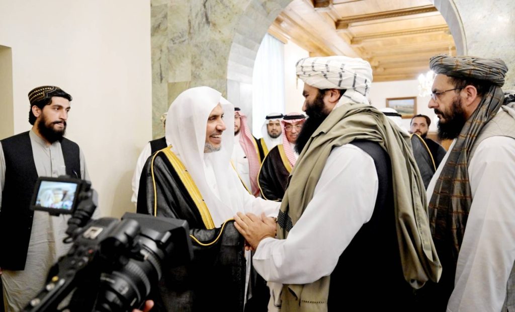 العيسى يبحث مع وزيري خارجية وداخلية أفغانستان مواجهة العادات المخالفة للشريعة